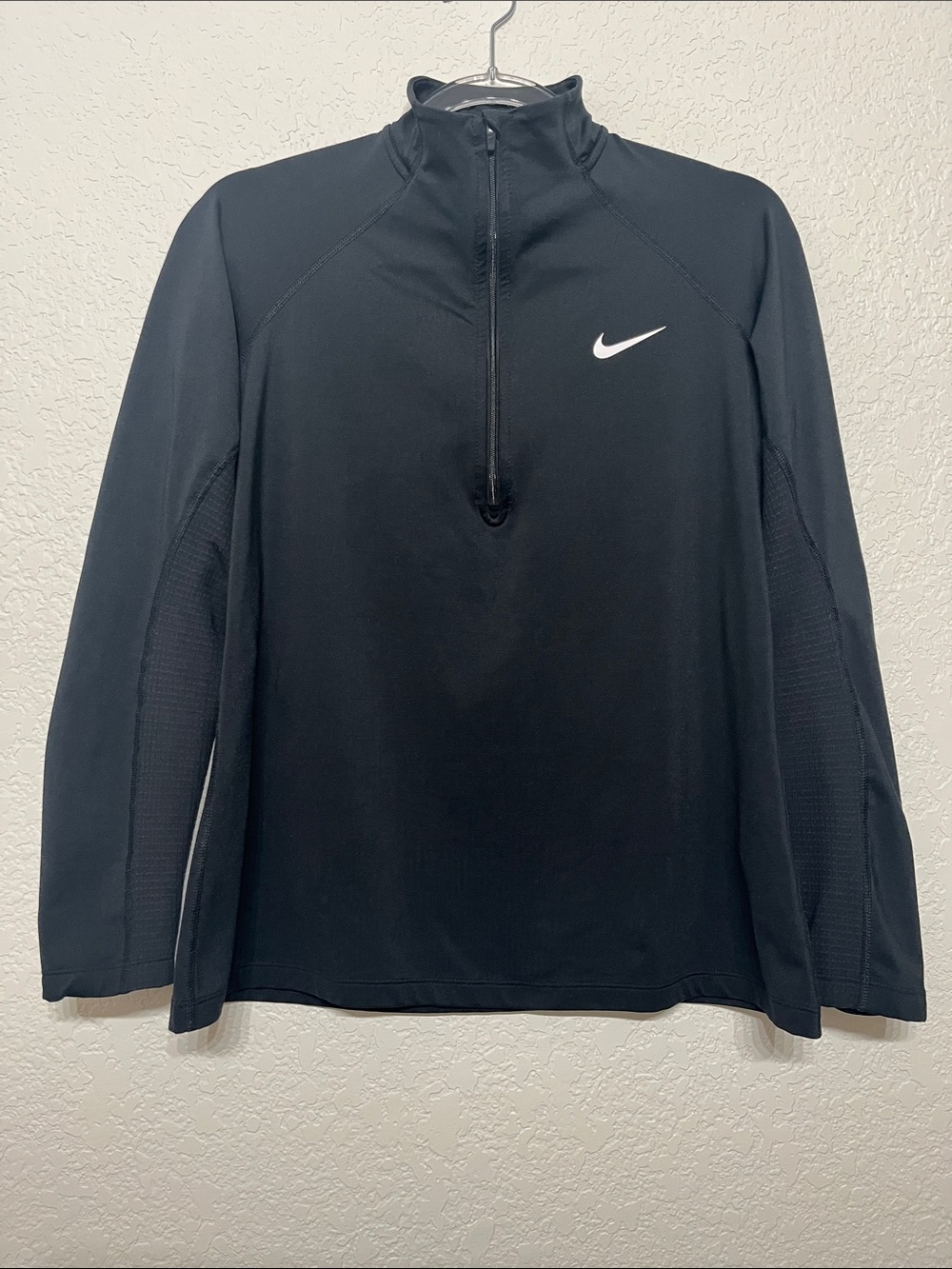 Nike Pro DRI-FIT Women’s Large Black Long-Sleeve Half-Zip Active Running Top